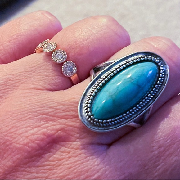 🌹Turquoise Silver Oval Ring size 9 - Picture 4 of 5
